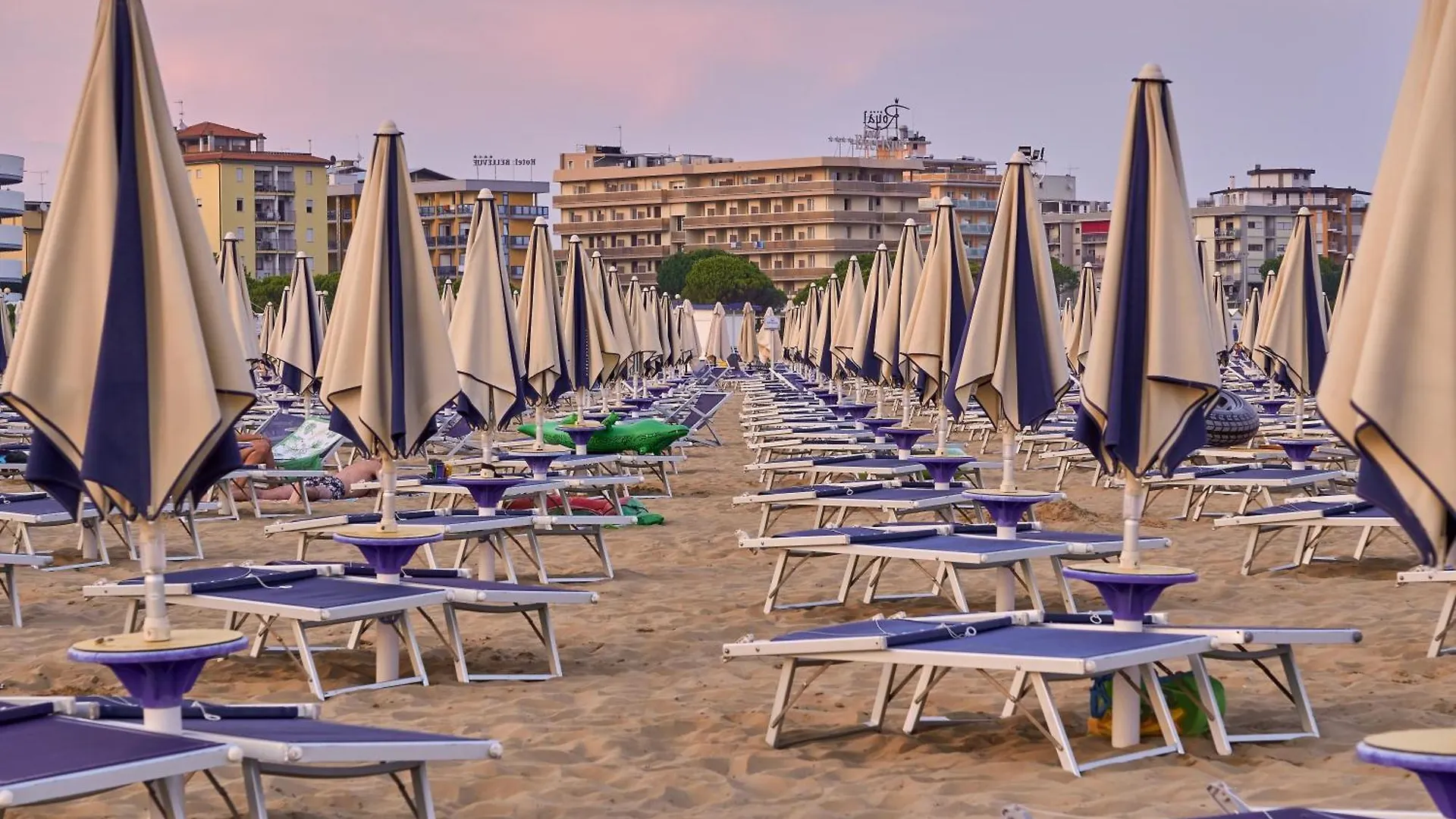 Great Flat 100M From The Beach - Beahost Rentals Bibione Italy